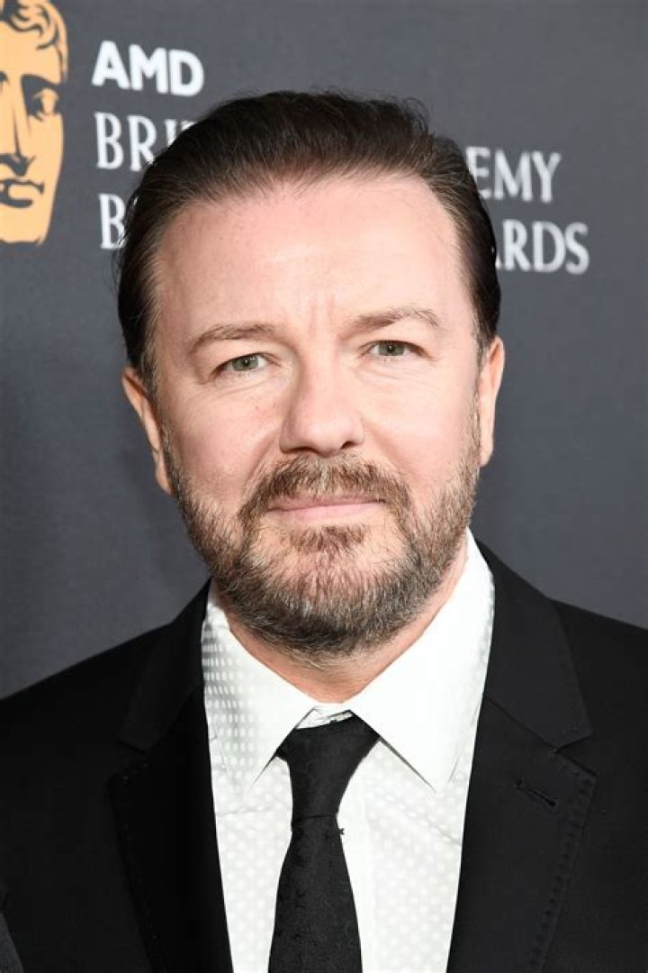 How tall is Ricky Gervais