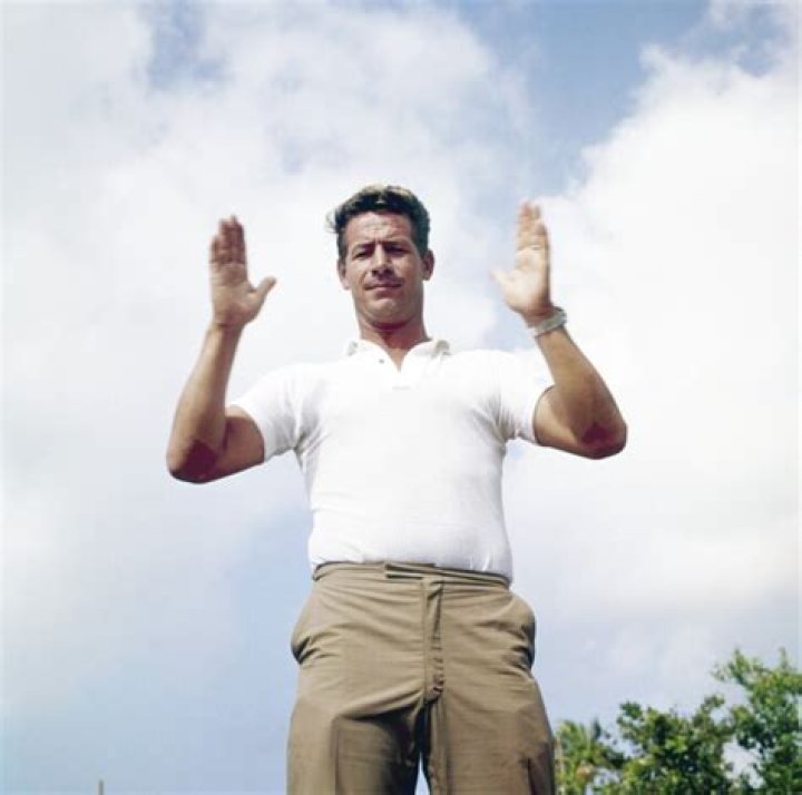 Ricou Browning (Movie Actor) - Age, Birthday, Bio, Facts, Family, Net Worth, Height & More