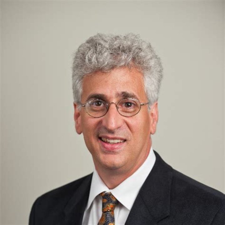 Robert Fontana Biography, Age, Height, Wife, Net Worth and Family