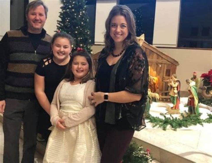 
Robert Shiels and Michelle’s Children : Rumors and Controversies about the Couple 