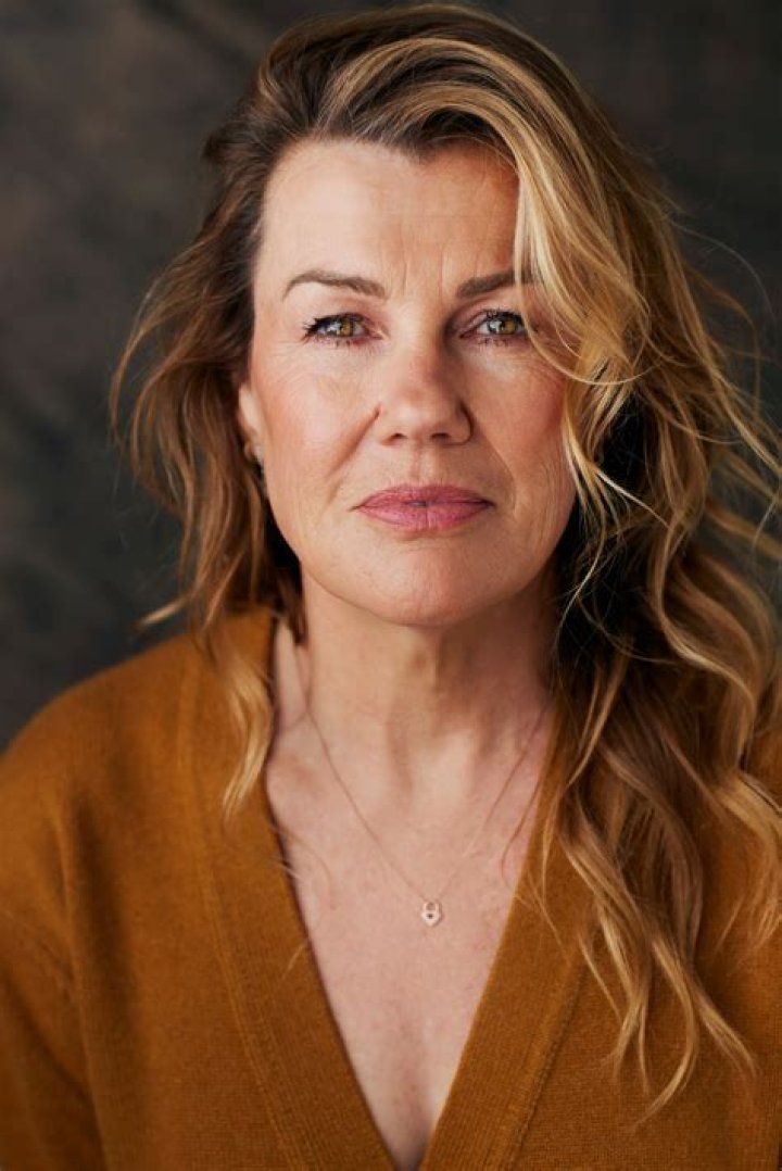 Robyn Malcolm Biography, Age, Height, Husband, Net Worth, Family