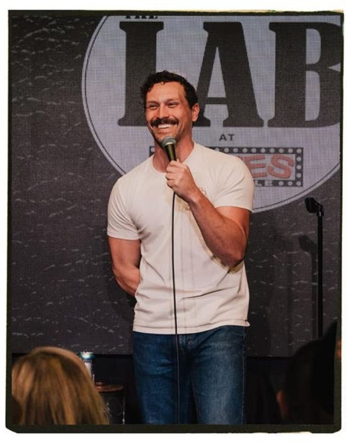 Rocky Dale Davis (Comedian) - Age, Birthday, Bio, Facts, Family, Net Worth, Height & More