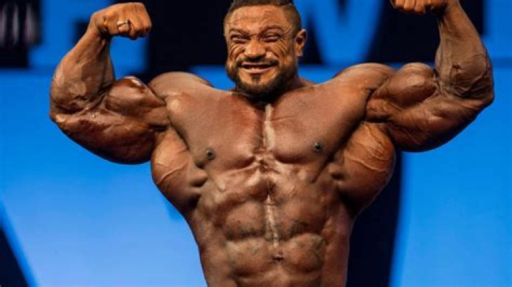 Roelly Winklaar (Bodybuilder) - Age, Birthday, Bio, Facts, Family, Net Worth, Height & More