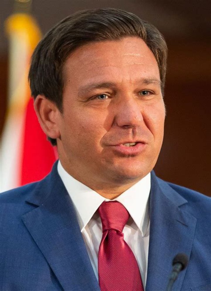 How tall is Ron DeSantis