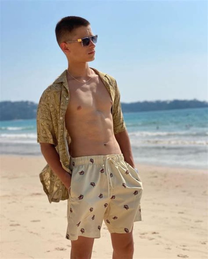 Who is Ronald Kurzawa? Wiki, Bio, Age, Height, Family, Girlfriend & More