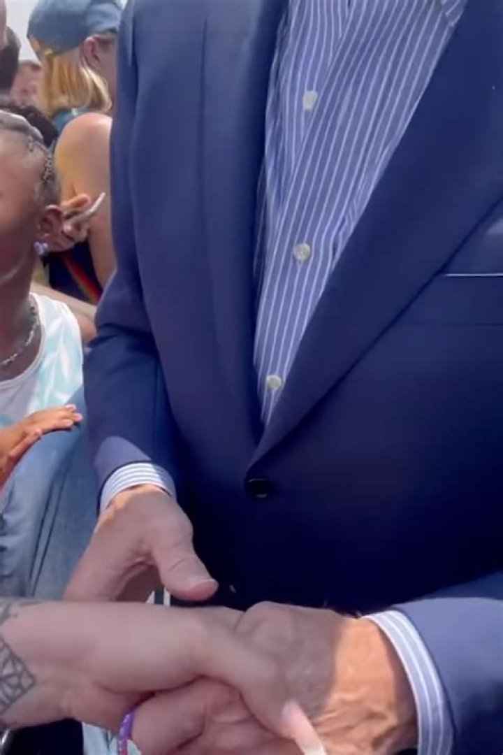 Rose Montoya (Model) - Age, Birthday, Bio, Facts, Family, Net Worth, Height & More