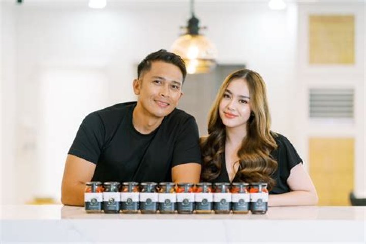 Ryan Regua (YouTube Star) - Age, Birthday, Bio, Facts, Family, Net Worth, Height & More