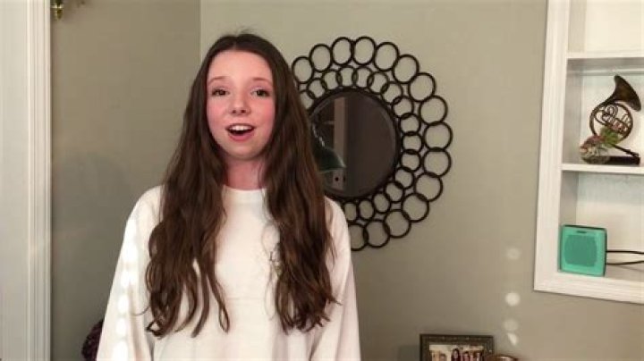 Ryleigh Ledford (YouTube Star) - Age, Birthday, Bio, Facts, Family, Net Worth, Height & More