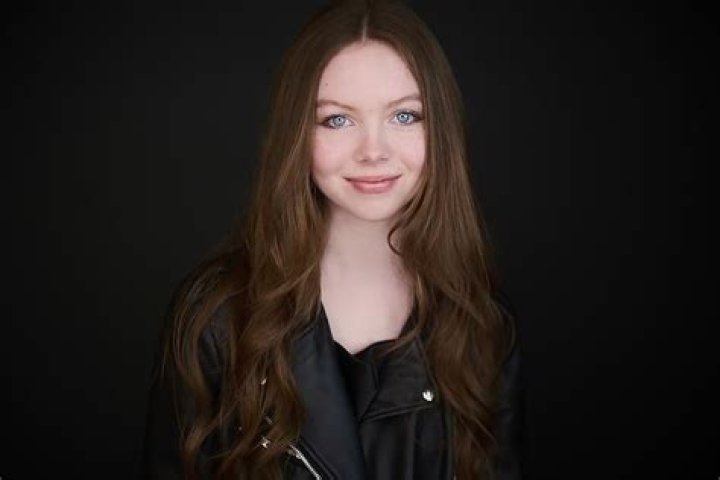 Sadie Munroe (TV Actress) - Age, Birthday, Bio, Facts, Family, Net Worth, Height & More