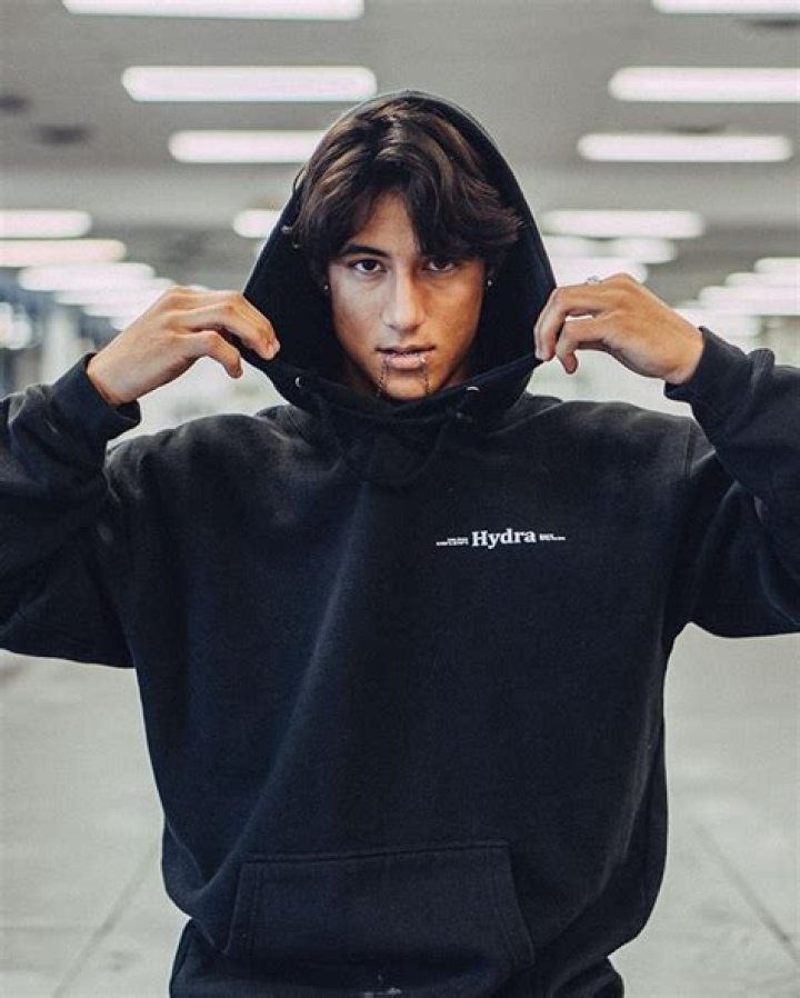 Astrology Birth Chart of Sage Bender (TikTok Star) 2024