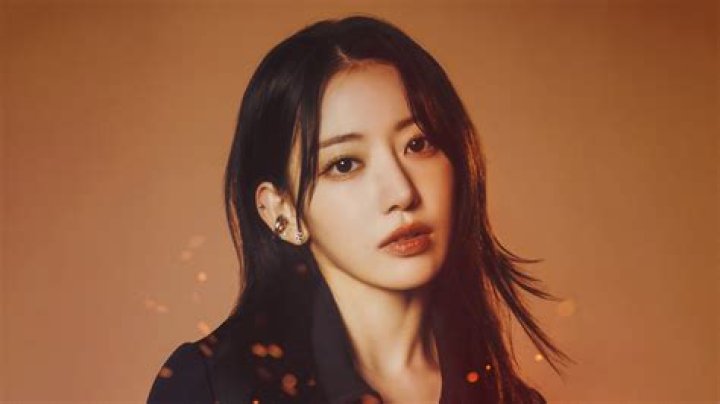 Astrology Birth Chart of Sakura Miyawaki (Pop Singer) 2024