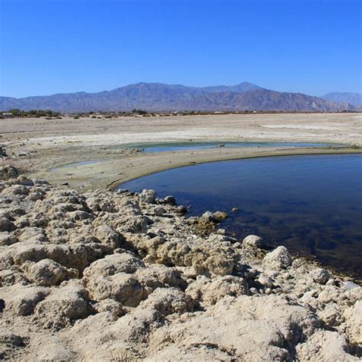 33 Astounding Photos Of The Salton Sea Then And Now