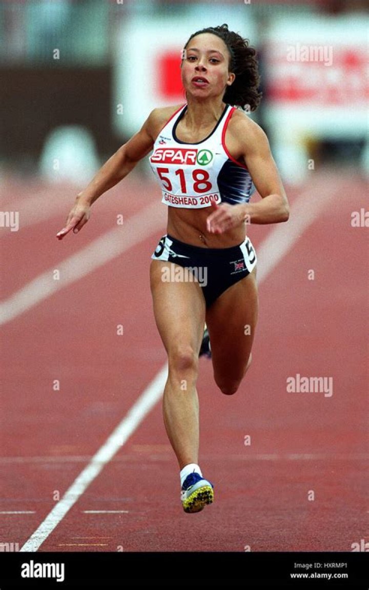 Samantha Davies Biography, Age, Height, Husband, Net Worth, Family