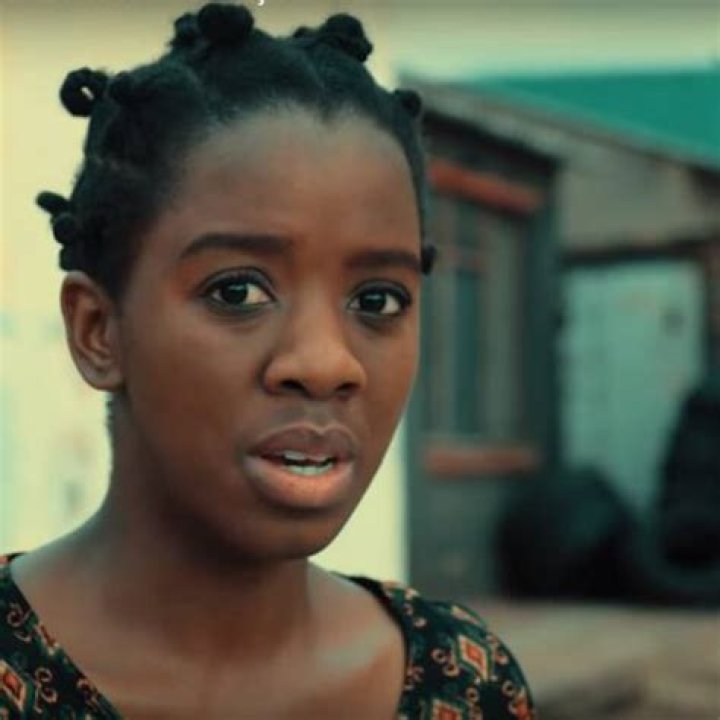 Samke Makhoba Biography, Age, Height, Husband, Net Worth, Family