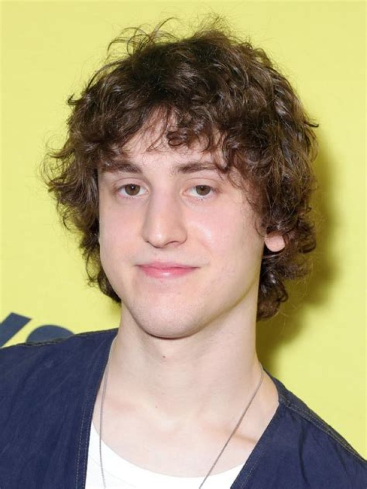 Sammy Fourlas (TikTok Star) - Age, Birthday, Bio, Facts, Family, Net Worth, Height & More