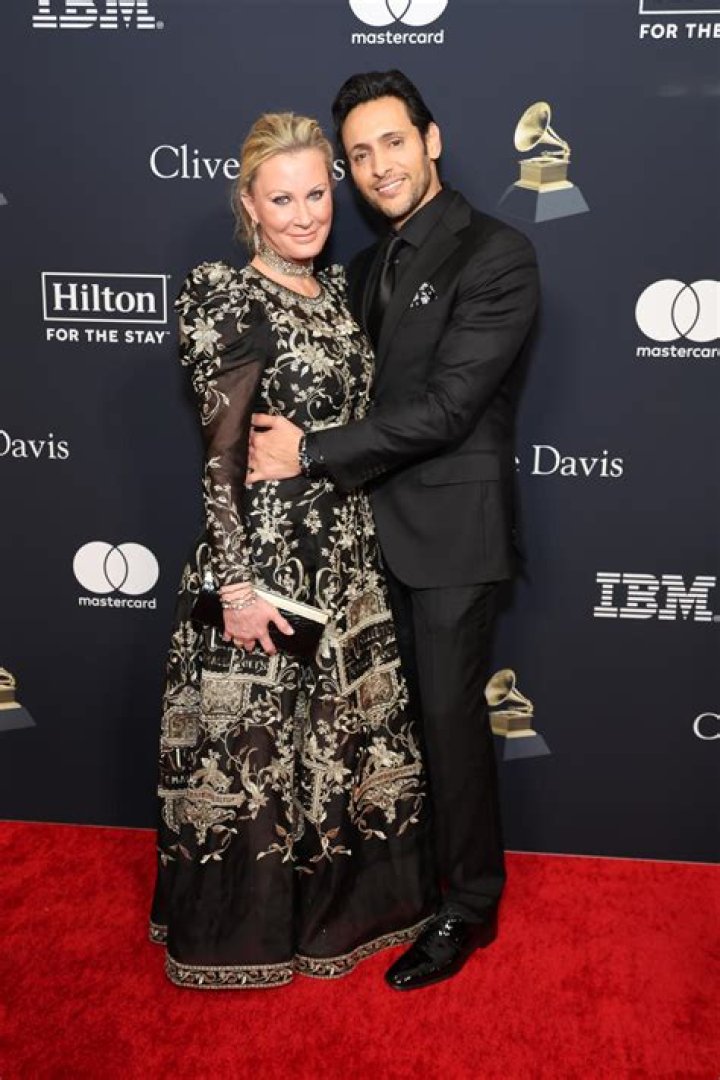 
Sandra Lee and Ben Youcef Step Out Together for D.C. Gala as Youcef’s Divorce Is Finalized: Source 