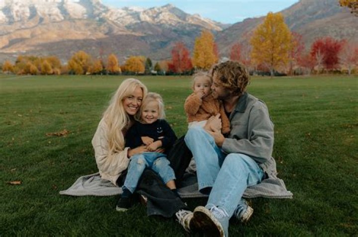 Sarah Beeston Age | Wiki, Net worth, Bio, Height, Boyfriend?