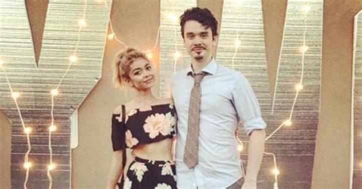 Sarah Hyland Thanks Her Brother for Giving Her the ‘Gift of Life’ 2 Years After Kidney Transplant