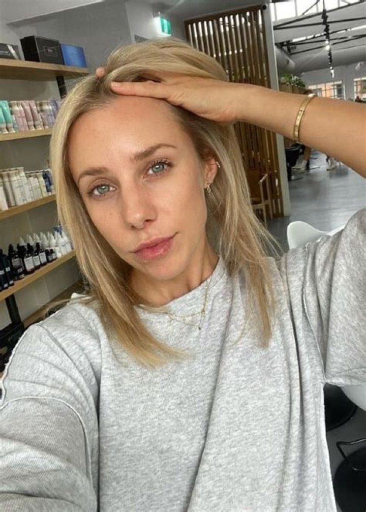 Sarah’s Day Height, Weight, Net Worth, Age, Birthday, Wikipedia, Who, Nationality, Biography