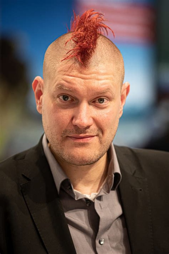 Sascha Lobo Biography, Age, Height, Wife, Net Worth, Family