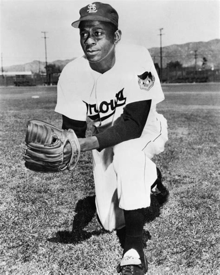 Satchel Paige (Jugador de Béisbol) - Edad, cumpleaños, biografía, hechos, familia, patrimonio neto, altura y más