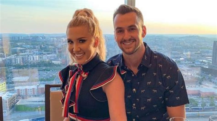 Savannah Chrisley Spends Bikini-Clad Trip With ‘Great Friends’ Following Nic Kerdiles Split