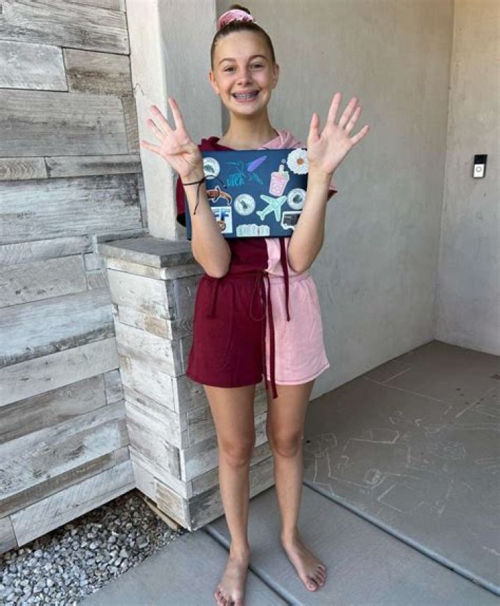 Savannah Tannerites (YouTube Star) - Age, Birthday, Bio, Facts, Family, Net Worth, Height & More