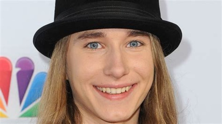 Sawyer Fredericks (Folk Singer) - Age, Birthday, Bio, Facts, Family, Net Worth, Height & More