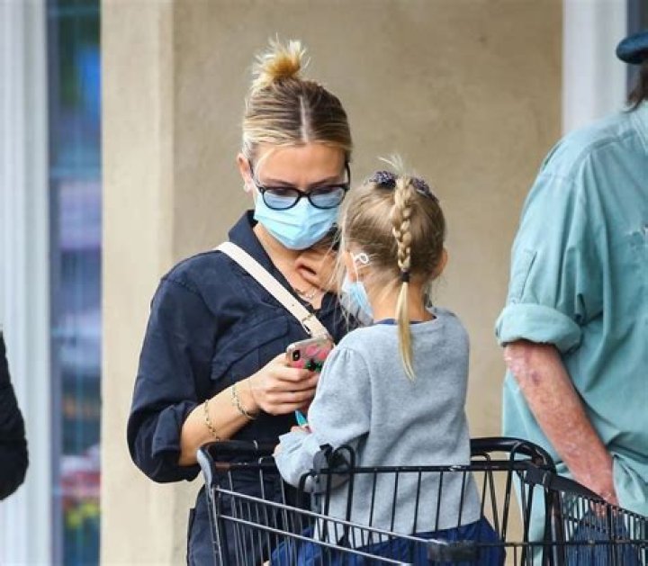 Scarlett Johansson Is a Proud Mother of 2: Meet Rose Dorothy Dauriac and Cosmo Jost