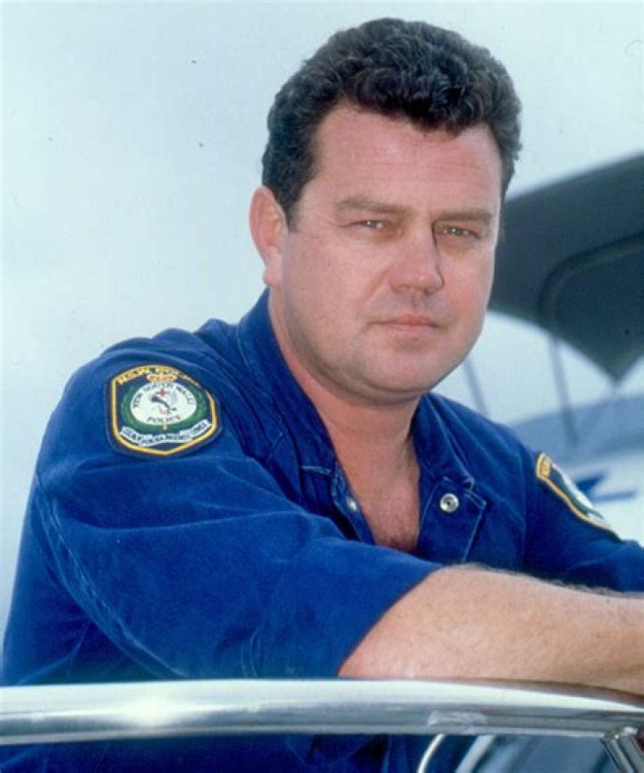 Scott Burgess Biography, Age, Height, Wife, Net Worth, Family