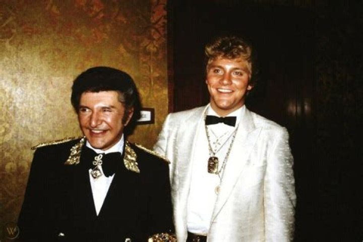 Scott Thorson (Other) - Age, Birthday, Bio, Facts, Family, Net Worth, Height & More