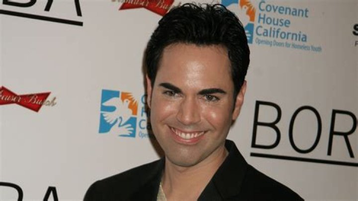 Scott-Vincent Borba Biography, Age, Height, Wife, Net Worth, Family