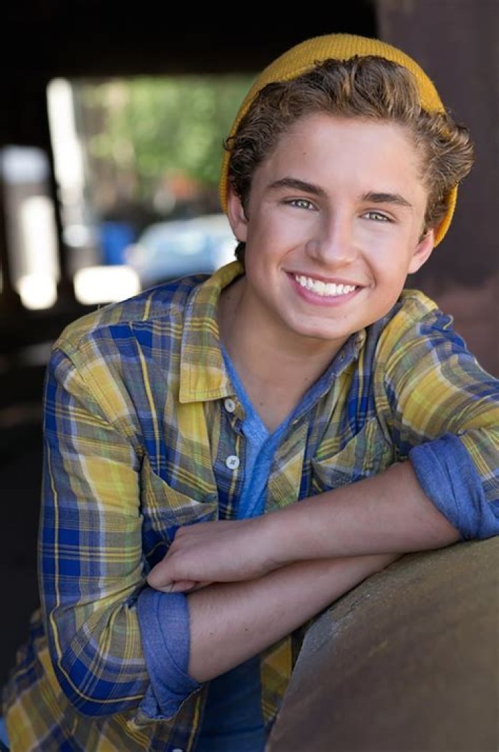 Sean Giambrone Biography, Age, Height, Wife, Net Worth, Family