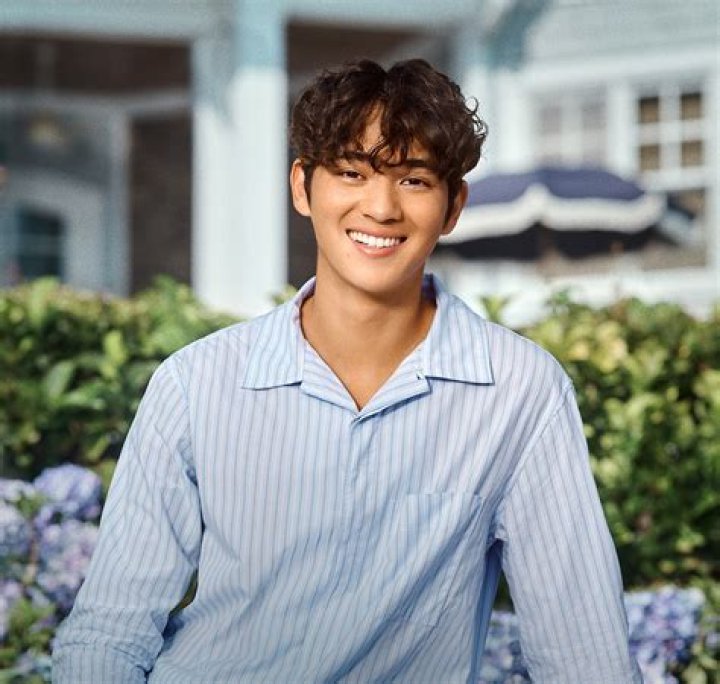 Sean Kaufman (Actor) Wiki, Biography, Age, Height, Parents, Girlfriend, Ethnicity, Net worth & More