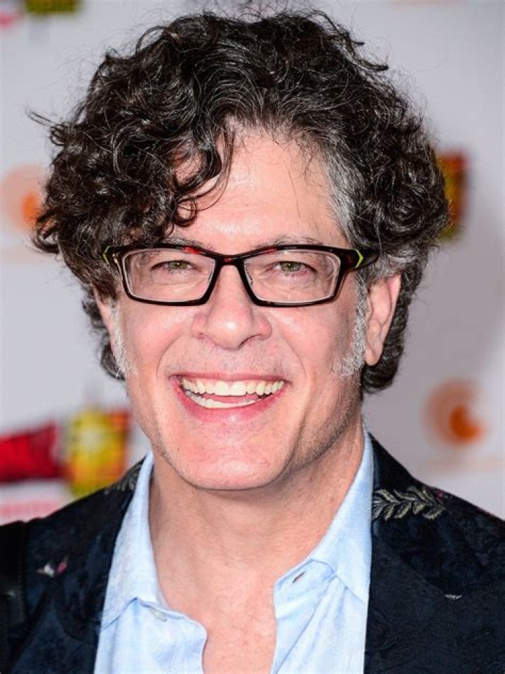 Sean Schemmel (Voice Actor) - Age, Birthday, Bio, Facts, Family, Net Worth, Height & More