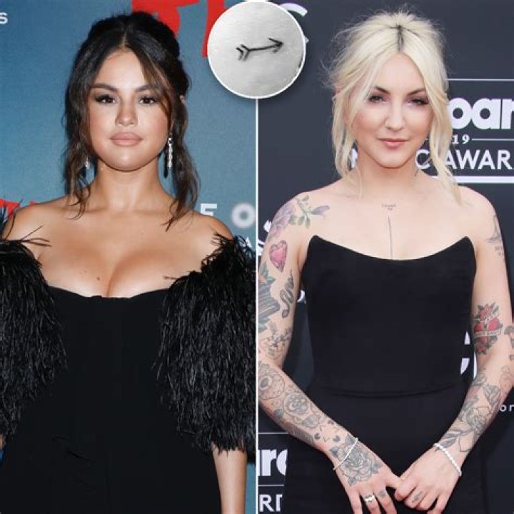 Selena Gomez Shows Off New Friendship Tattoo With Bestie Julia Michaels: ‘My Arrow Points to You’