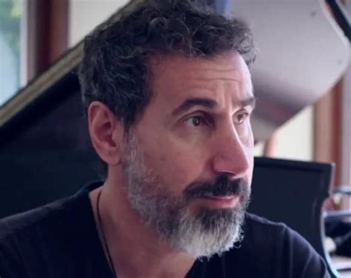 Serj Tankian Height, Weight, Net Worth, Age, Birthday, Wikipedia, Who, Nationality, Biography