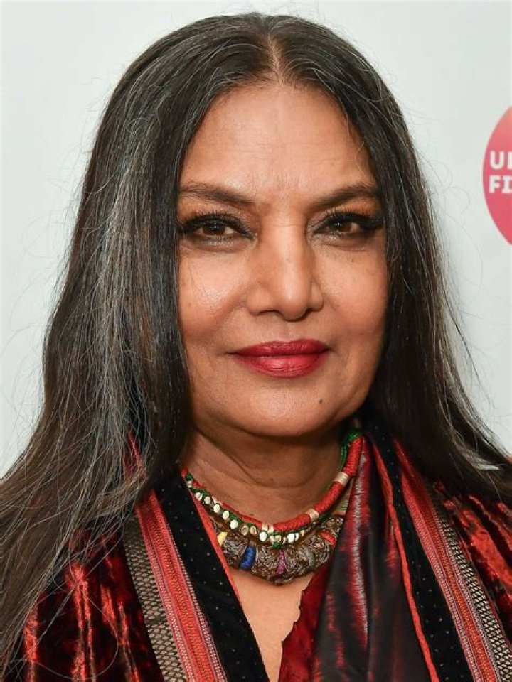 Shabana Azmi Biography, Age, Height, Husband, Net Worth, Family