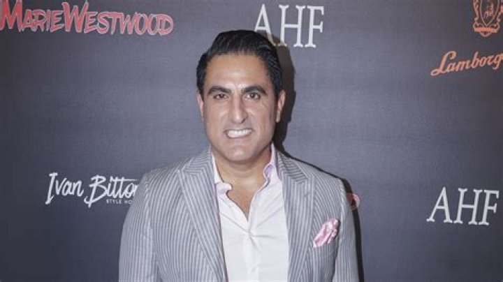 ‘Shahs of Sunset’ Star Reza Farahan Teases Major Drama for Season 8: ‘It’s Insanity!’
