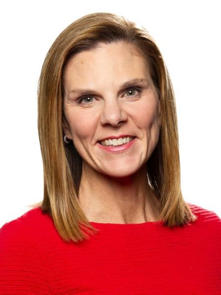 
Shannon Smith Net Worth, Age, Birthday, Wikipedia, Who, Nationality, Biography 