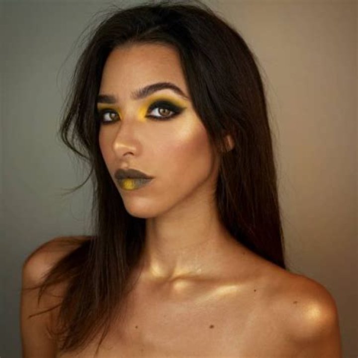 Sharon Dubois (ASMR Glow) Biography