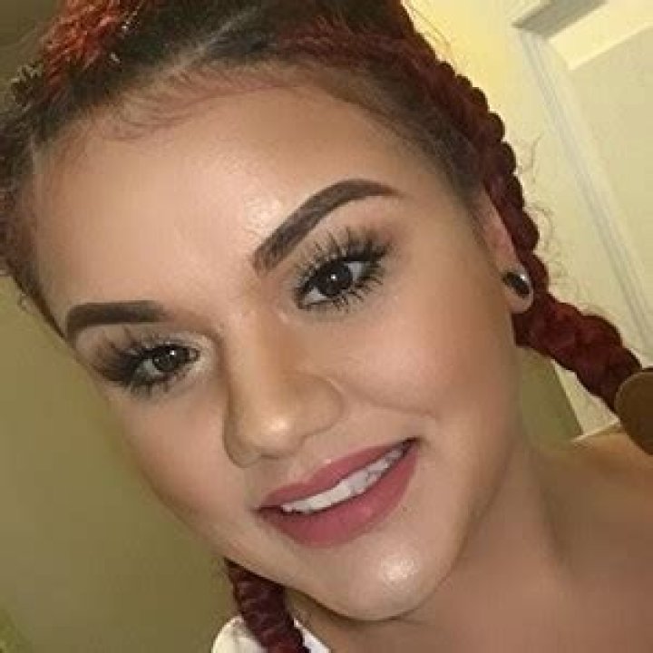 She Be Stephanie (Instagram Star) - Age, Birthday, Bio, Facts, Family, Net Worth, Height & More