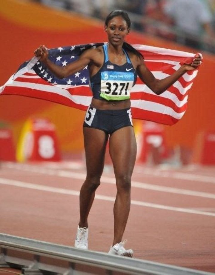 Sheena Tosta Biography, Age, Height, Husband, Net Worth, Family