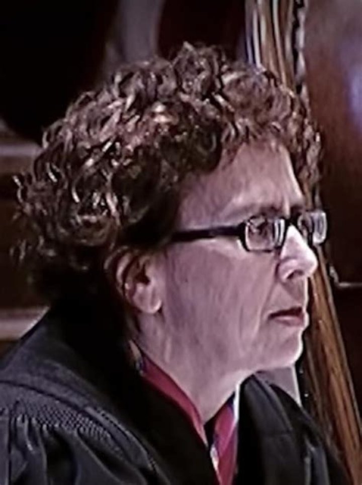 Sheryl Gordon McCloud Biography, Age, Height, Husband, Net Worth, Family