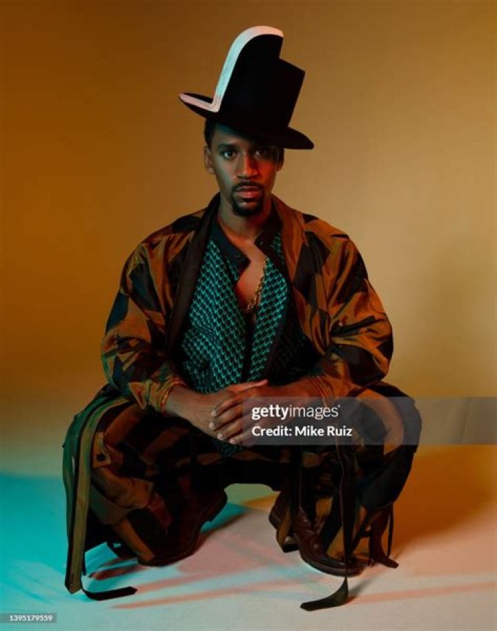 Siddiq Saunderson (TV Actor) - Age, Birthday, Bio, Facts, Family, Net Worth, Height & More