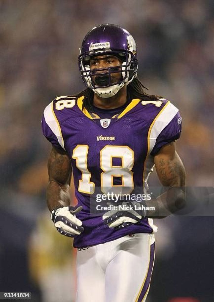 Sidney Rice (Football Player) - Age, Birthday, Bio, Facts, Family, Net Worth, Height & More