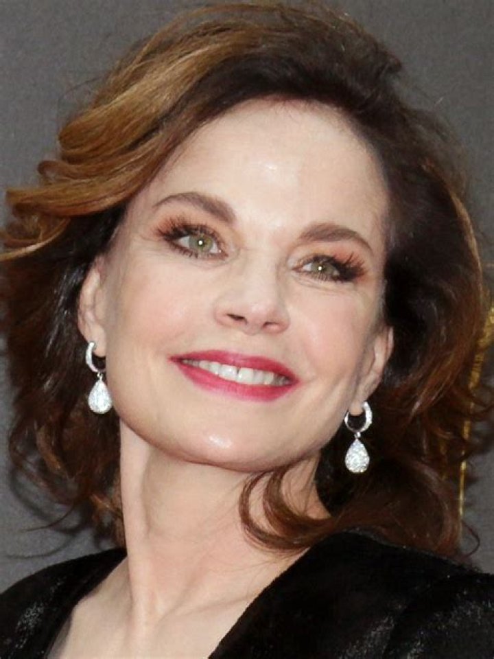 Sigrid Thornton Biography, Age, Height, Husband, Net Worth, Family