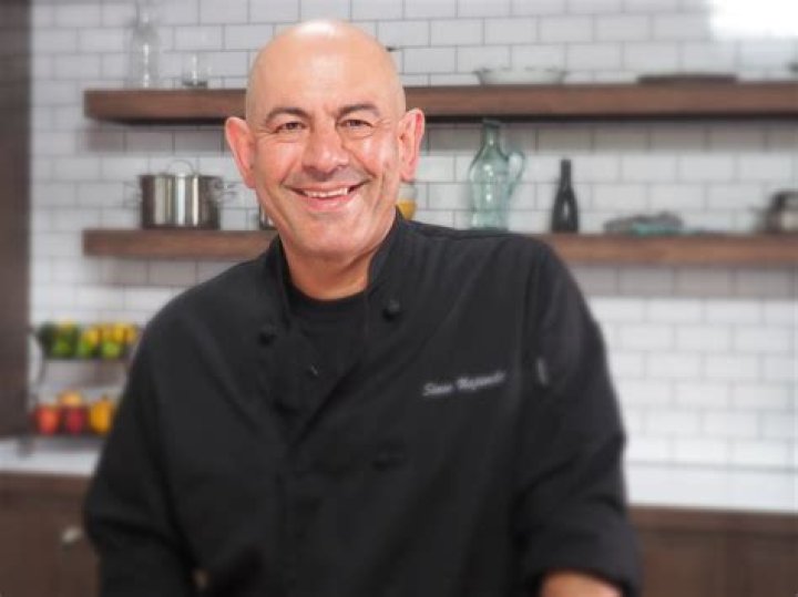 Simon Majumdar Biography, Age, Height, Wife, Net Worth, Family