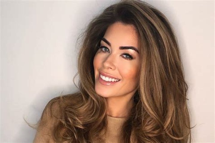 Sophie Stanbury (Reality Star) - Age, Birthday, Bio, Facts, Family, Net Worth, Height & More