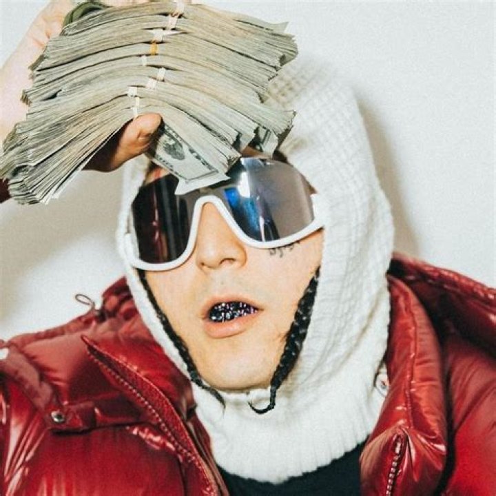 Astrology Birth Chart of SosMula (Rapper) 2024